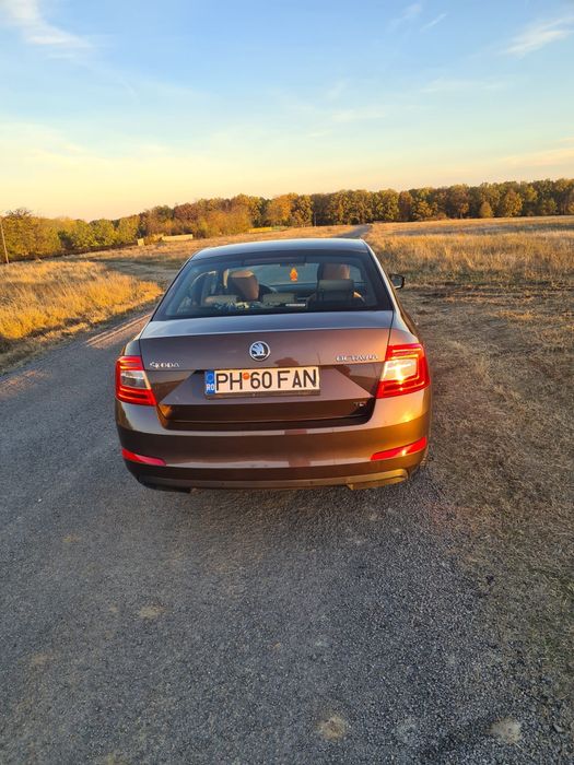 Skoda Octavia Elegance 2013 2.0TDI EURO6