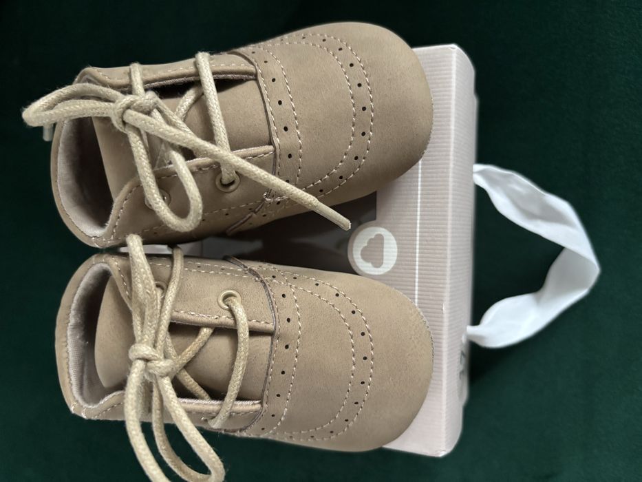 Pantofi Mayoral maro cu siret pentru bebe 17