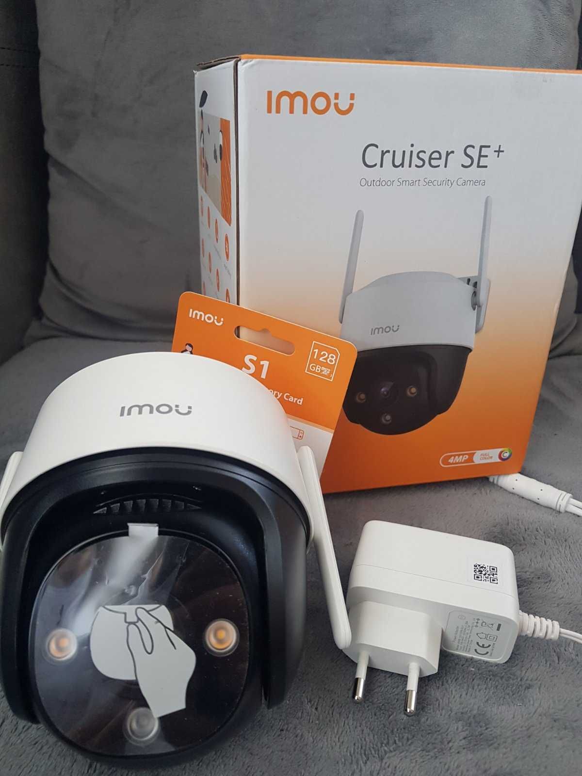 IP камера "IMOU Cruiser SE+ 4MP" плюс Micro SD карта "IMOU 128GB"