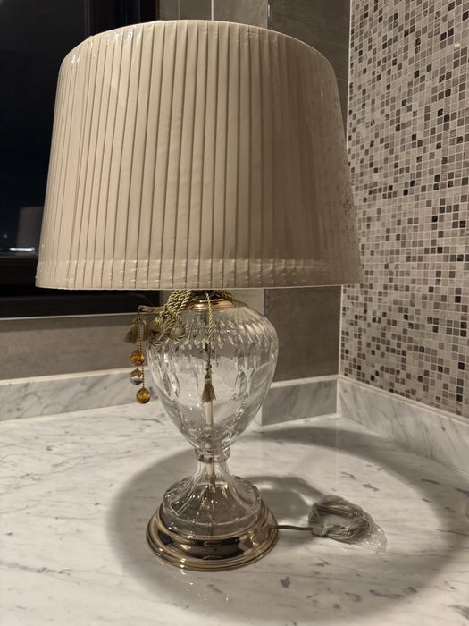 Лампа производство Италия новая не распакованная