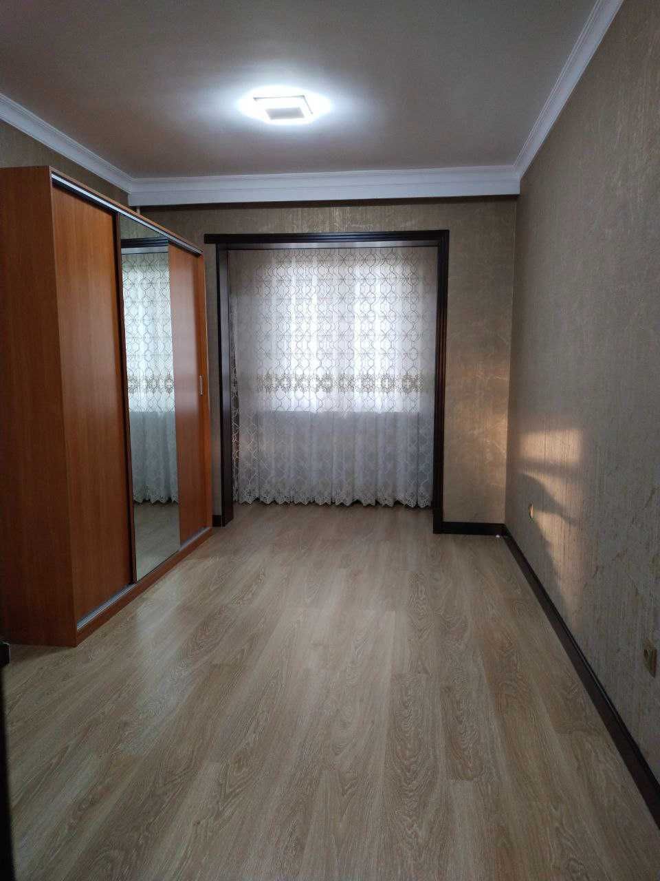 СРОЧНО Сдаётся кв ор-р Дружба Народов 2/5/9 ро-н Шайхантахурский 062*