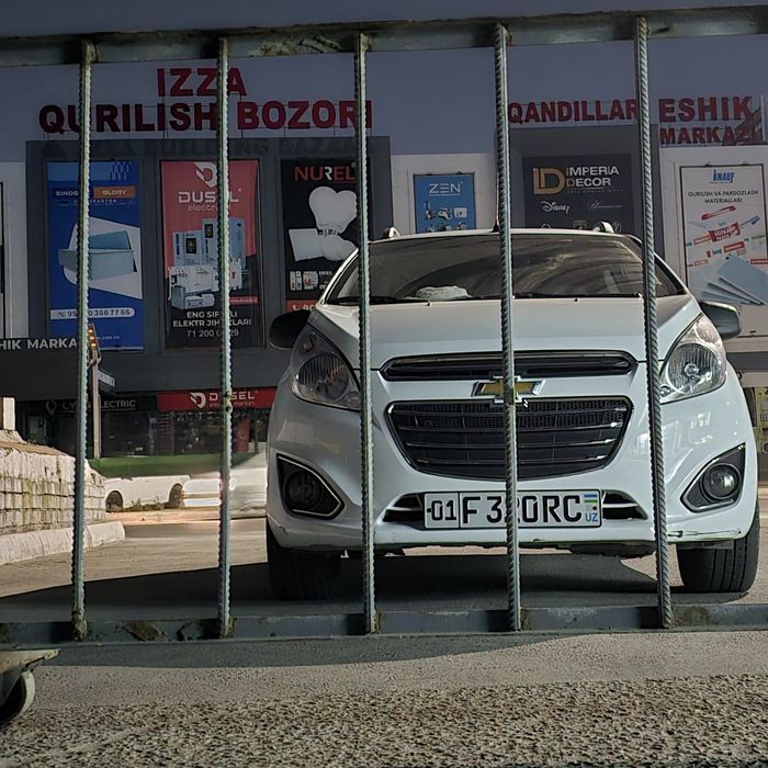 Spark sotlad 4 pozitsiya  srochna oladgonla tel qsn