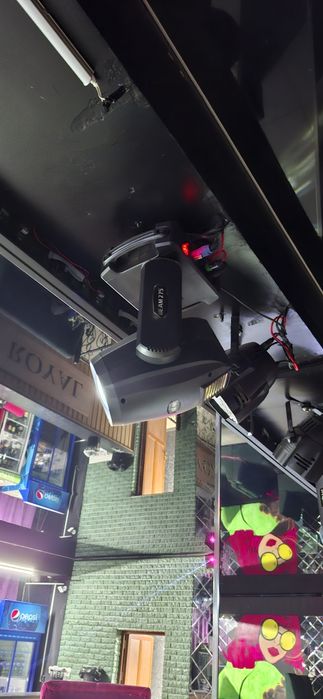 Svetomuzika Golova "beam 275" 4ta + dmx