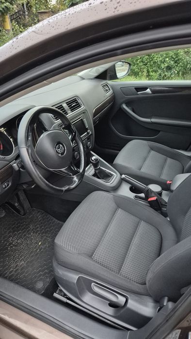 VW Jetta 2.0 diesel 2015