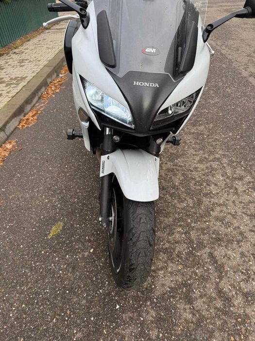 Motocicleta Honda CBF 1000