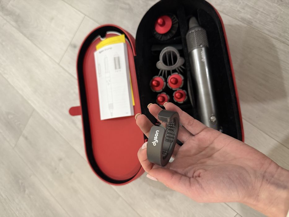 Dyson Airwrap multistyler, small barrels