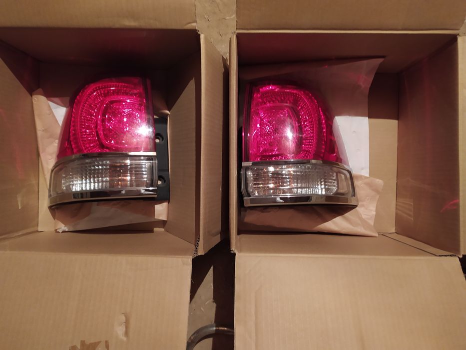 Задание фары Ленд Круизер 2008