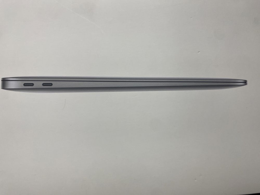 Продам Apple MacBook Air 13 дюймов (Сатпаев 297781)