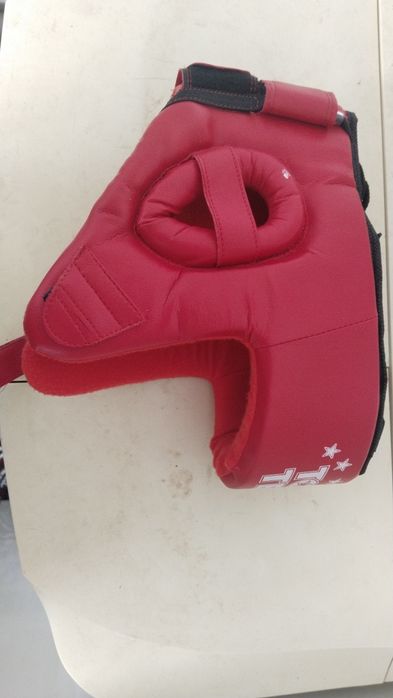 Шлем для бокса и других единоборств