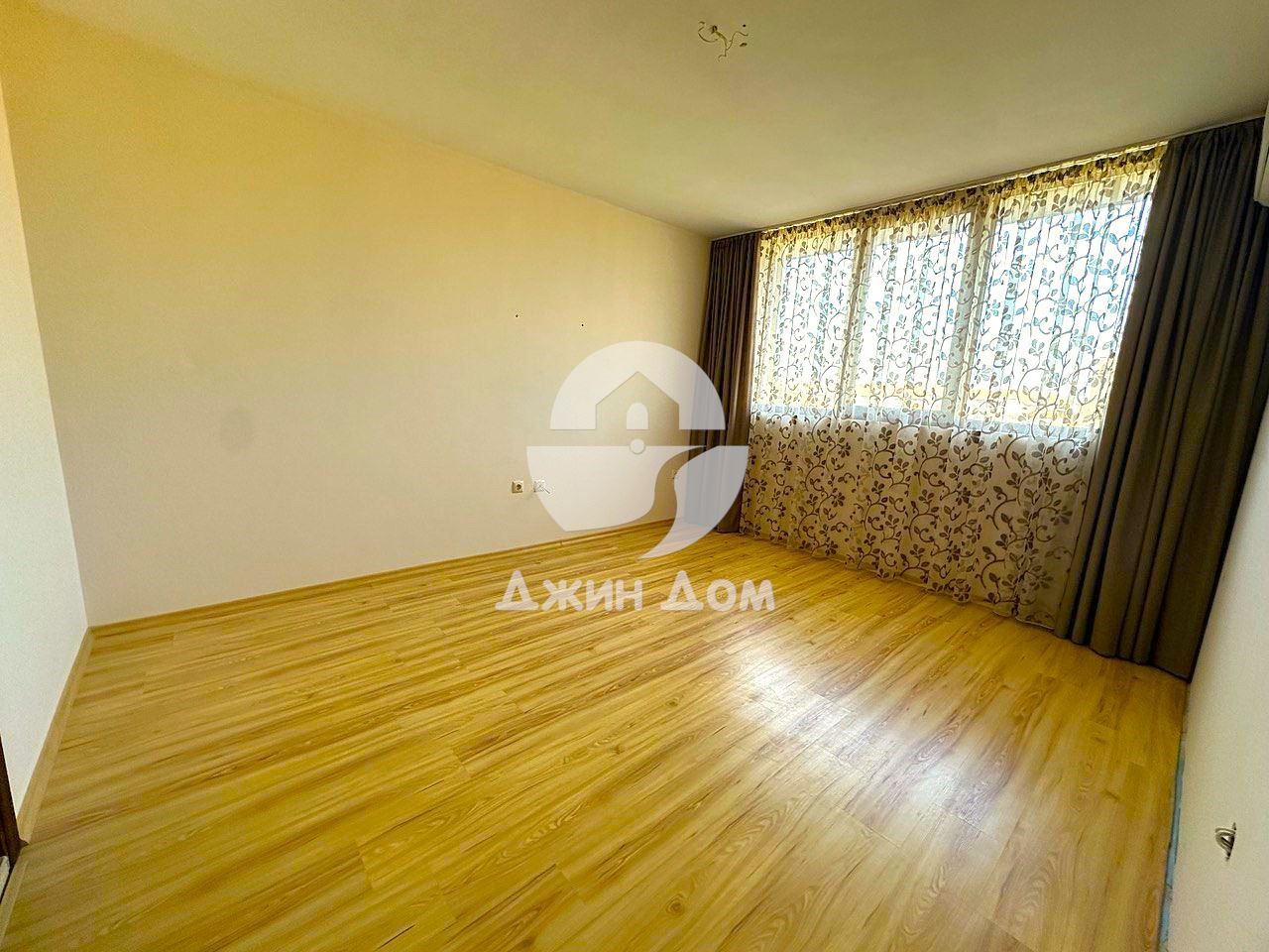 Продава се Тристаен апартамент в с. Равда, Област Бургас - 111 кв.м за 1352 €/кв.м - Снимка #6
