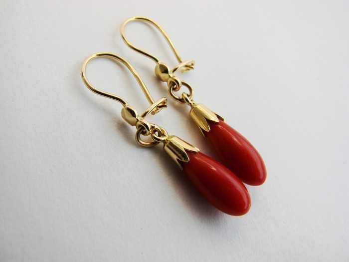 Cercei Aur 18K Cu Coral Natural Elvetia