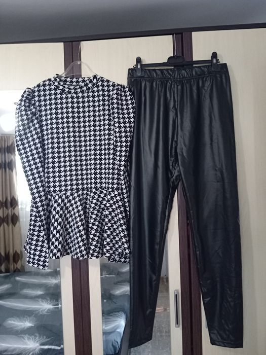Set ,bluză și pantaloni de piele mărime S/M