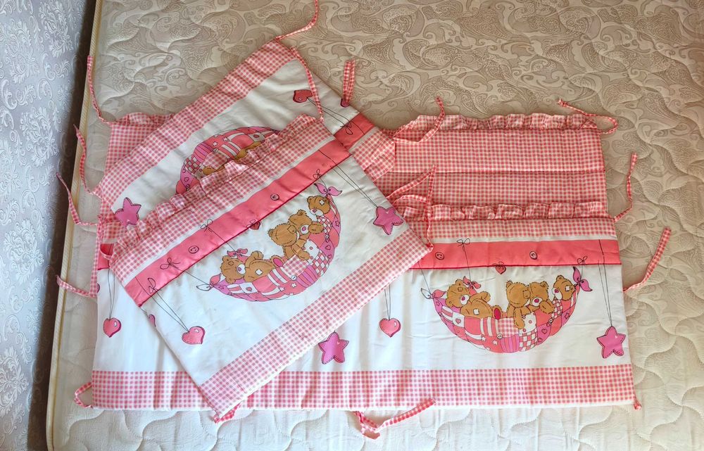 Бортики для детской кроватки