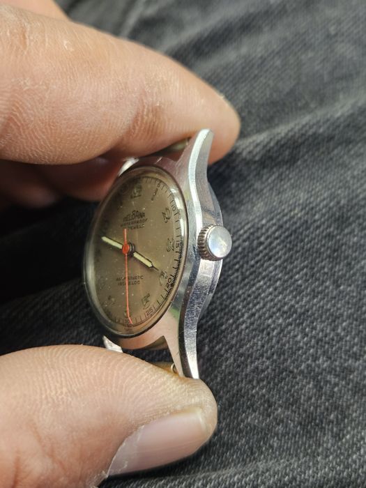 швейцарски Военен ръчен часовник Delbana om 40-те години .