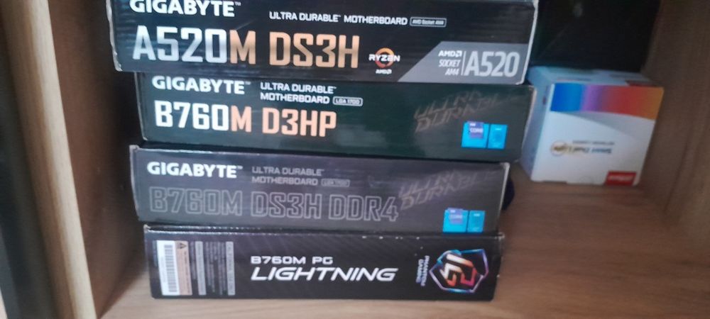 Материнская плата Gigabyte 520, 760. Цена 25000т 1 шт. Новый Кызылорда