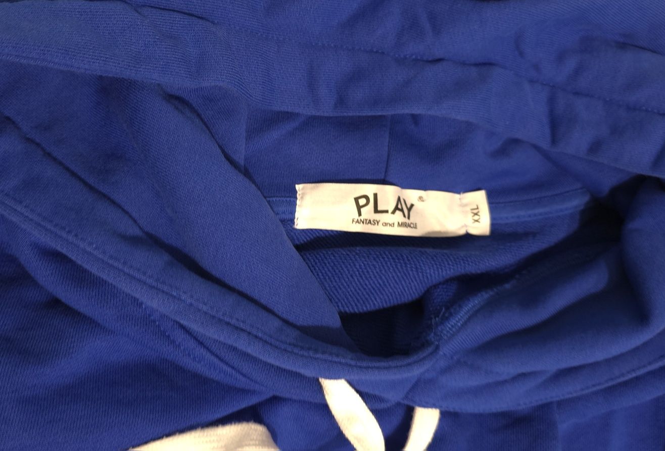 Comme Des Garcons PLAY суичър