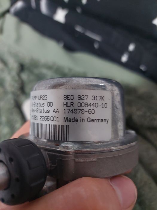 Pompă auxiliară de răcire audi sau pompă de vacuum
