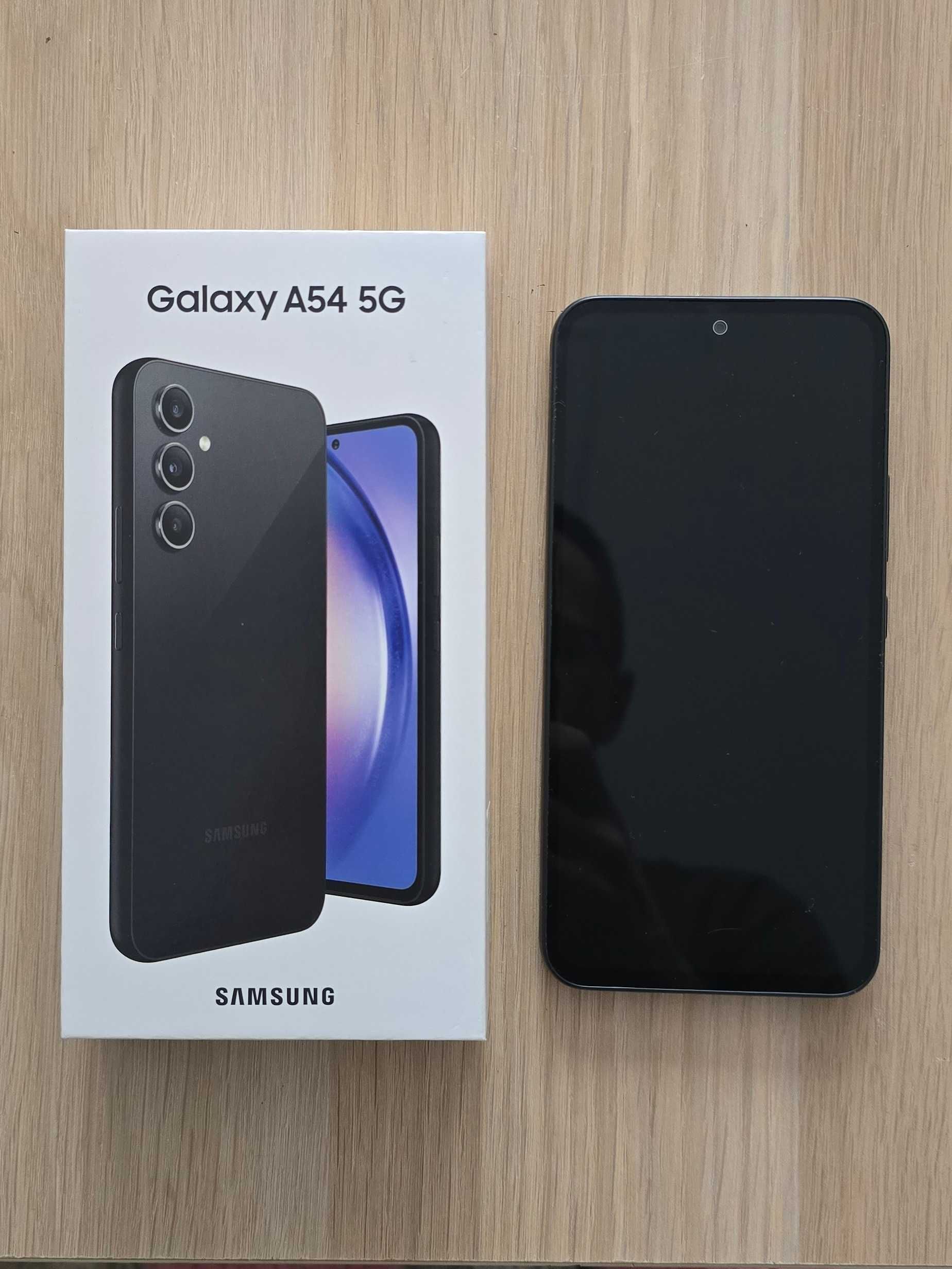 Продаю Samsung Galaxy A54 5G в отличном состоянии.