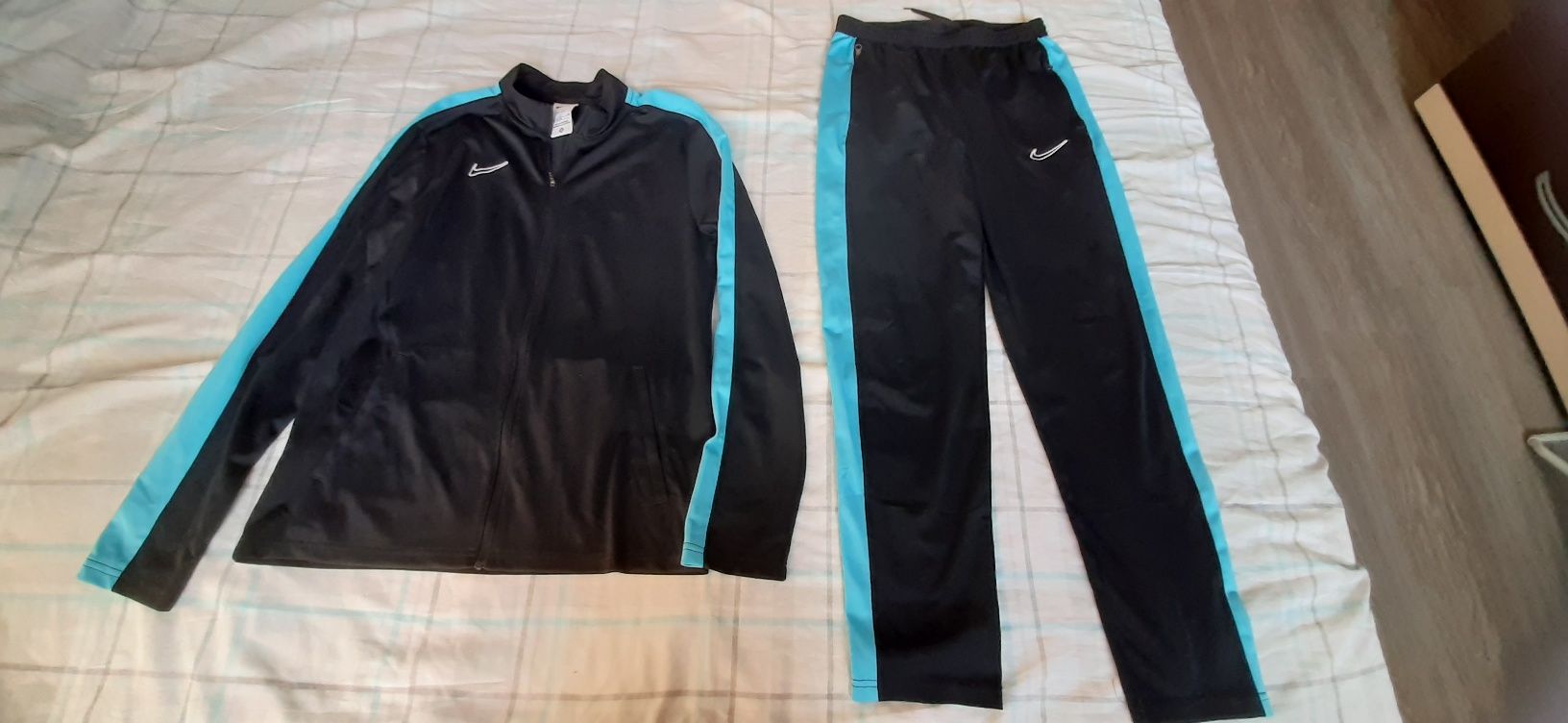Спортен екип NIKE