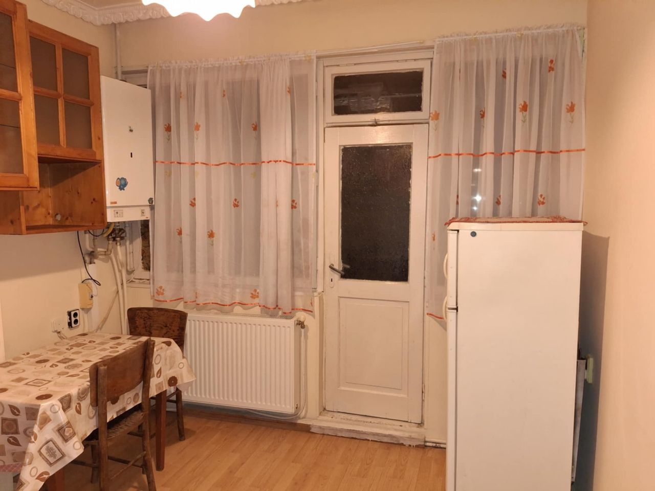 Продава се Двустаен апартамент в Горна Оряховица - 74 кв.м за 4 €/кв.м - Снимка #5