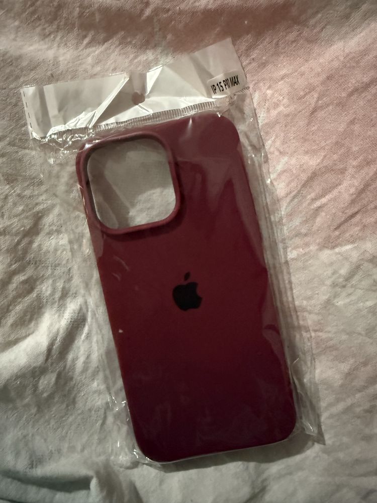 Чехол на 15 Pro Max