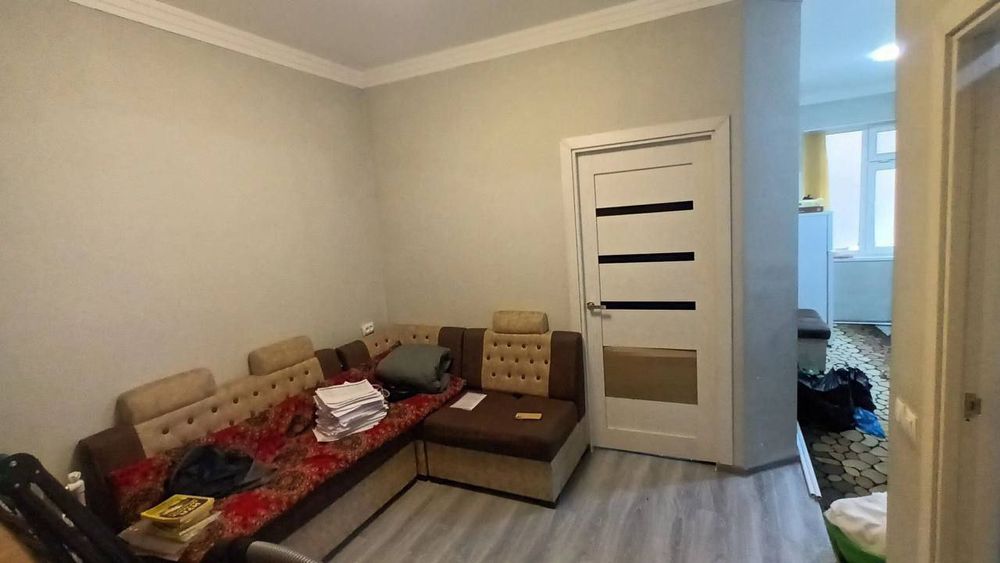 Продаю срочно 1 комнатную квартиру Спутник 6