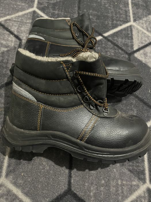 Ботинки рабочие зимние 44 размер