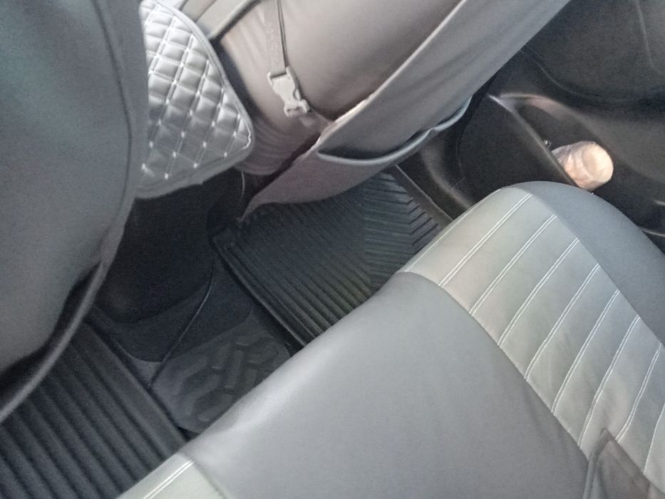 Hyundai ix35. An 2012.