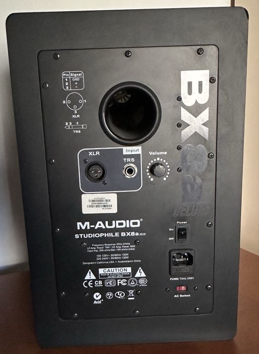 Se vind Boxe Active -M-AUDIO- BX8a Deluxe