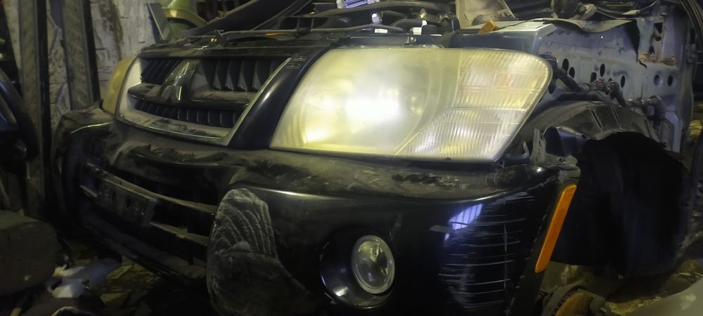 Авторазбор Mitsubishi Pajero 3 по запчастям.