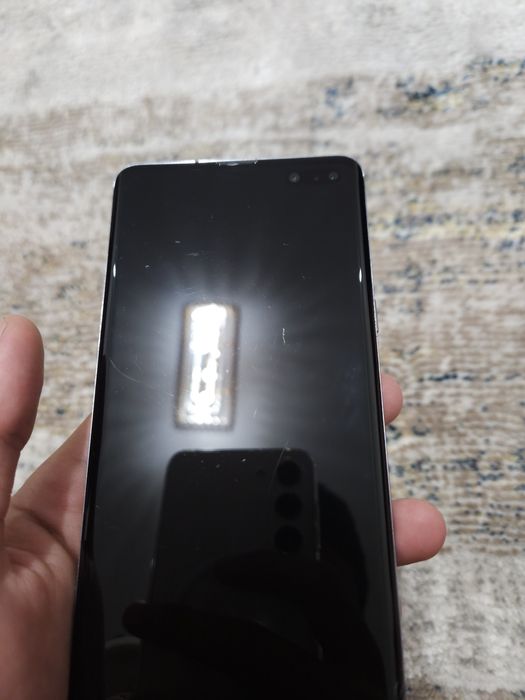 Продается Samsung S10 5G 8/256