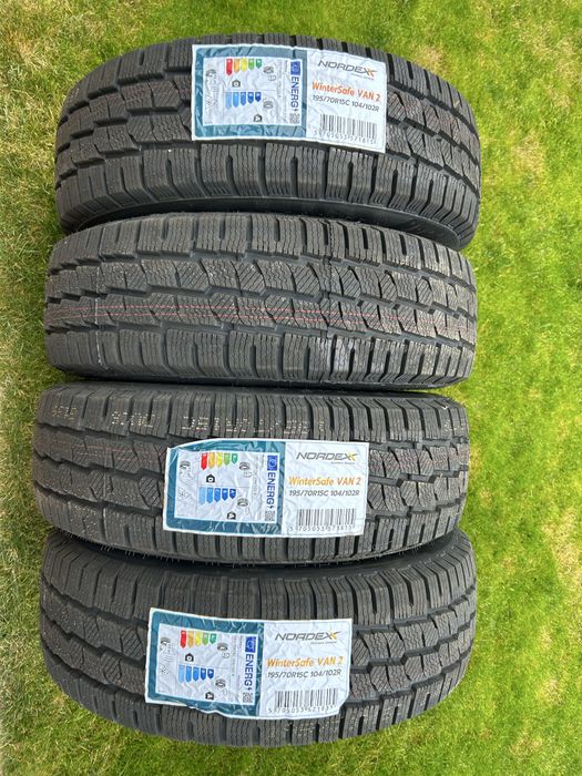 Anvelope iarna noi 195/70/15C