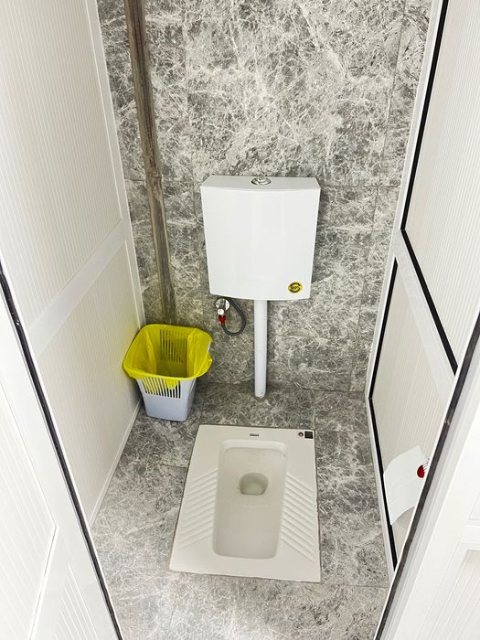 Erkak va studentlarga sheriklikga hona Yahshnabodda .