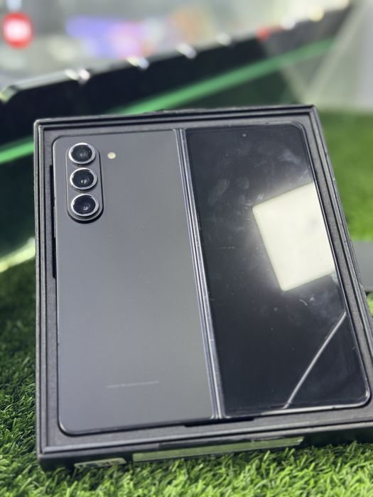 Samsung galaxy z fold 5 5G