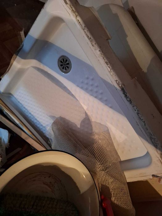 душ кабина - много запазена