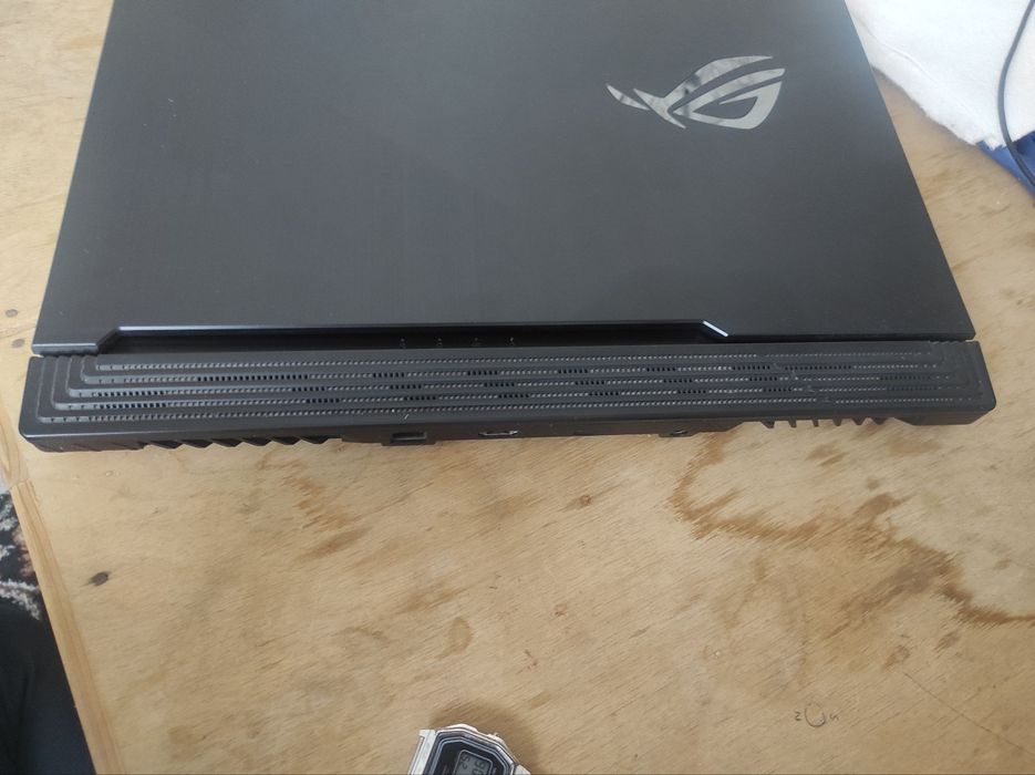 ASUS ROG Strix G512LI-SS74