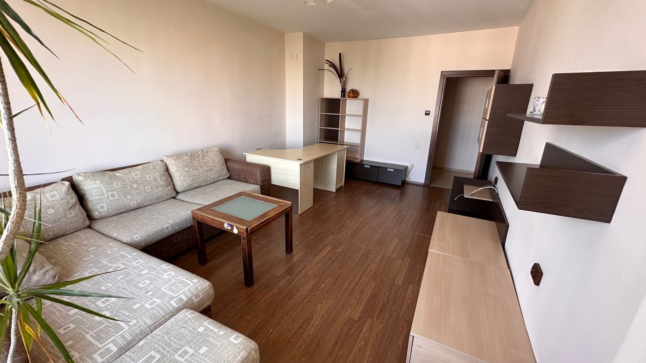Продава се Тристаен апартамент в София, Илинден - 90 кв.м за 2333 €/кв.м - Снимка #3