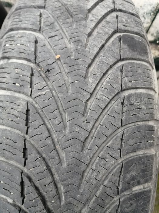 Зимни гуми БФ Гоодрич 195/60 15цола