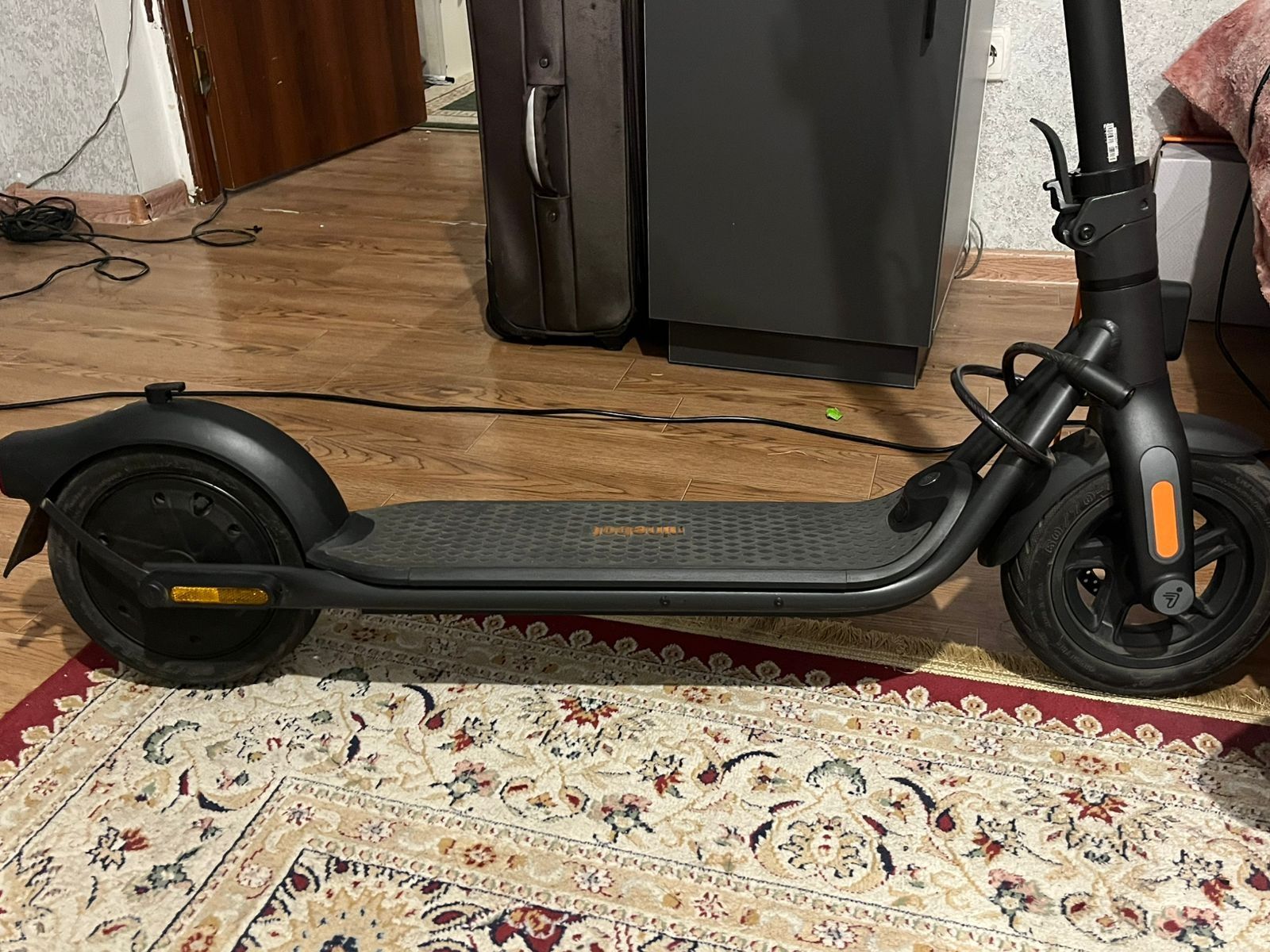 Продам Ninebot F2 Plus