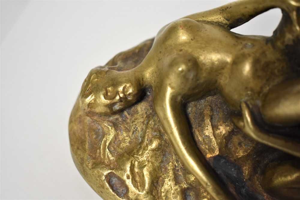 Statuetă veche din bronz - tematică erotica