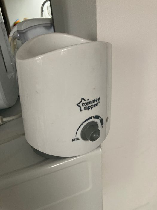 Tommee Tippee уред за затопляне на мляко/бебешка храна