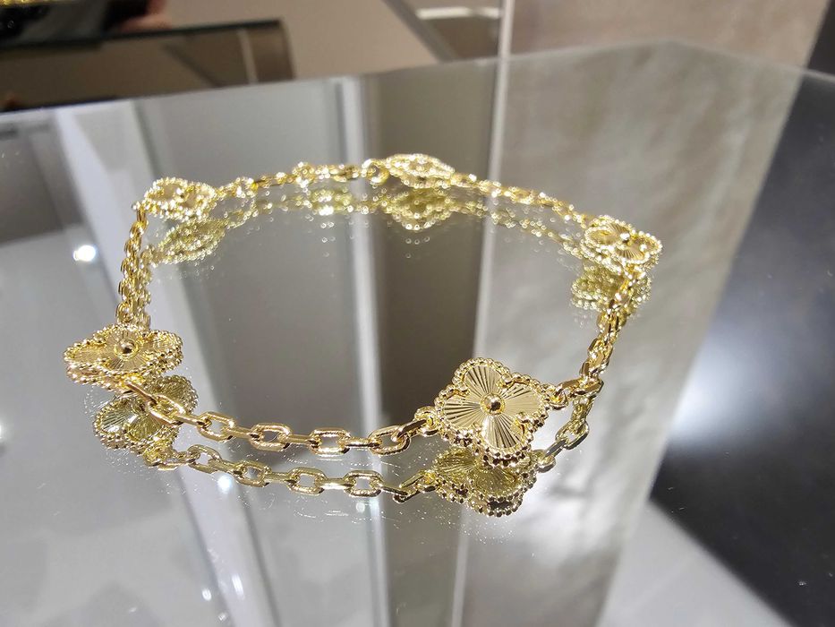 Van Cleef & Arpels VCA Gold 5 Motifs Sweet Alhambra Дамска Гривна