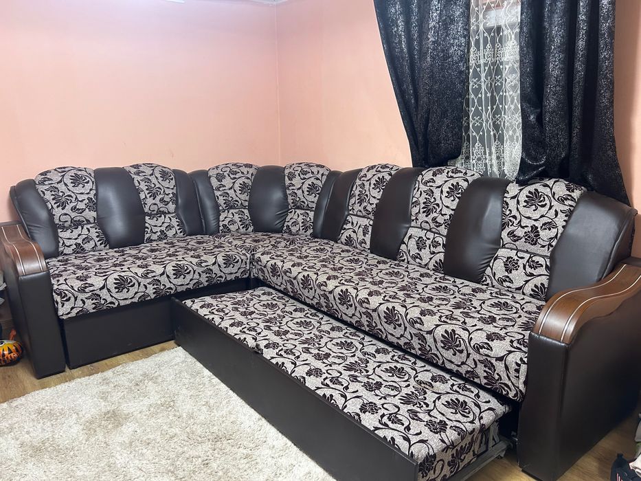 Vând colțar/ canapea