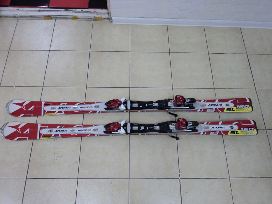 Не новые лыжи ATOMIC м-ль RACE SL Titanium 157 см с кр ATOMIC NEOXTL12