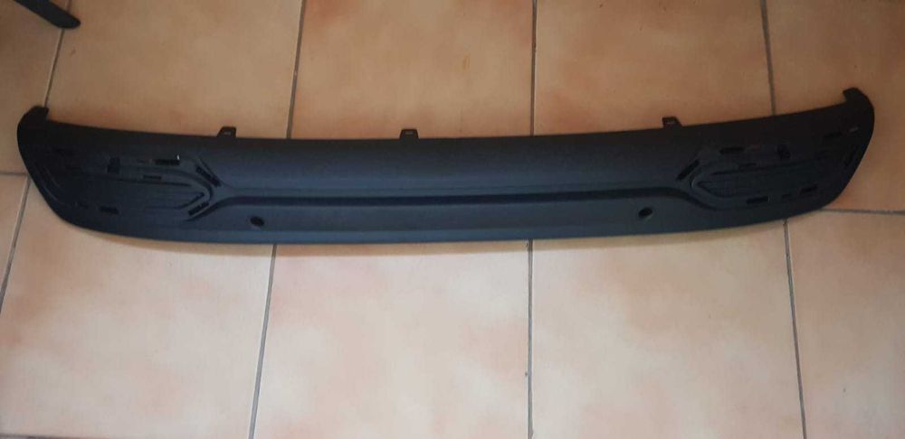 Ornament inf bara de protectie Megane 4 Sedan Ph.2 - 850B20424R