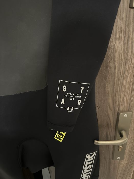 Неопренов костюм