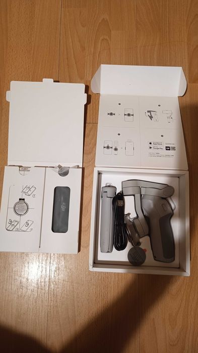Stabilizator DJI Osmo Mobile 4