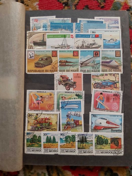 Vand colectie Arborele lumii si colectii de timbre