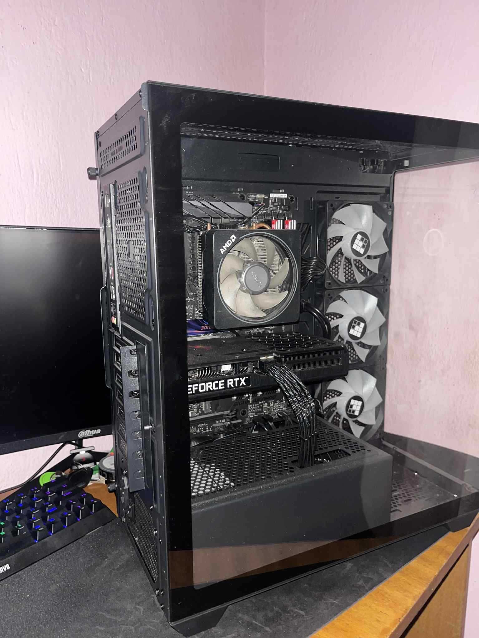 Геймърски Компютър Ryzen 7 3700X RTX 3060 12 GB 16GB RAM