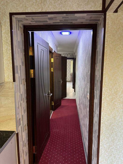 Жиззах Микрорайон 3х4/2/2 Продаётся Евро ремонт без маклер